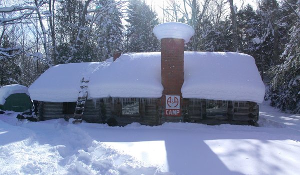 Panorama of the cabin.